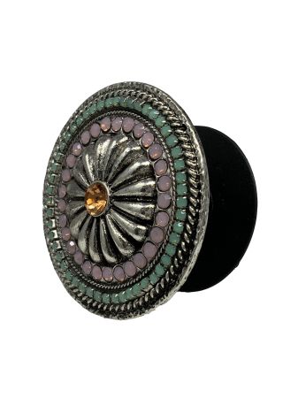 Round Rhinestone Flower Concho Phone Grip