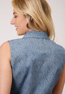 Women's Roper Blue Floral Print Sleeveless Shirt