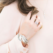 Load image into Gallery viewer, Montana Silversmith Starlight Feather Ring